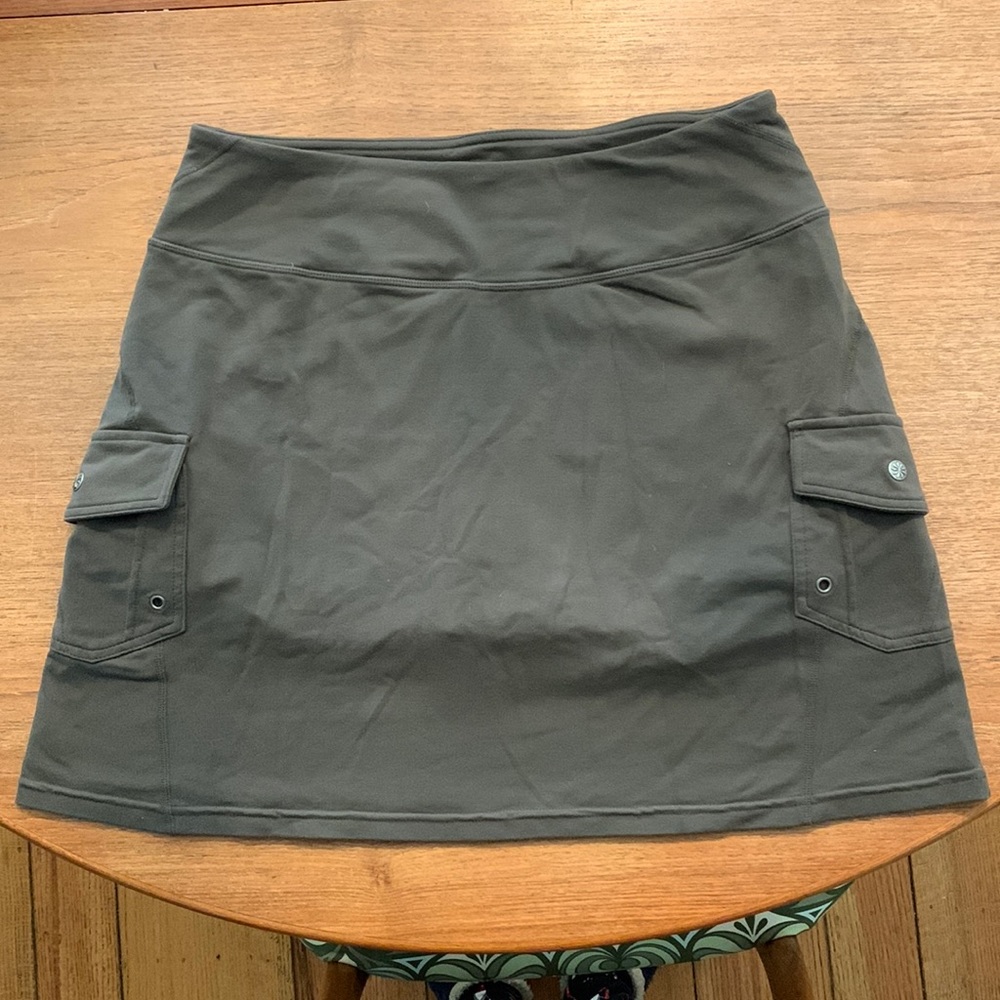 AGreen Athleta Athleisure Skirt
